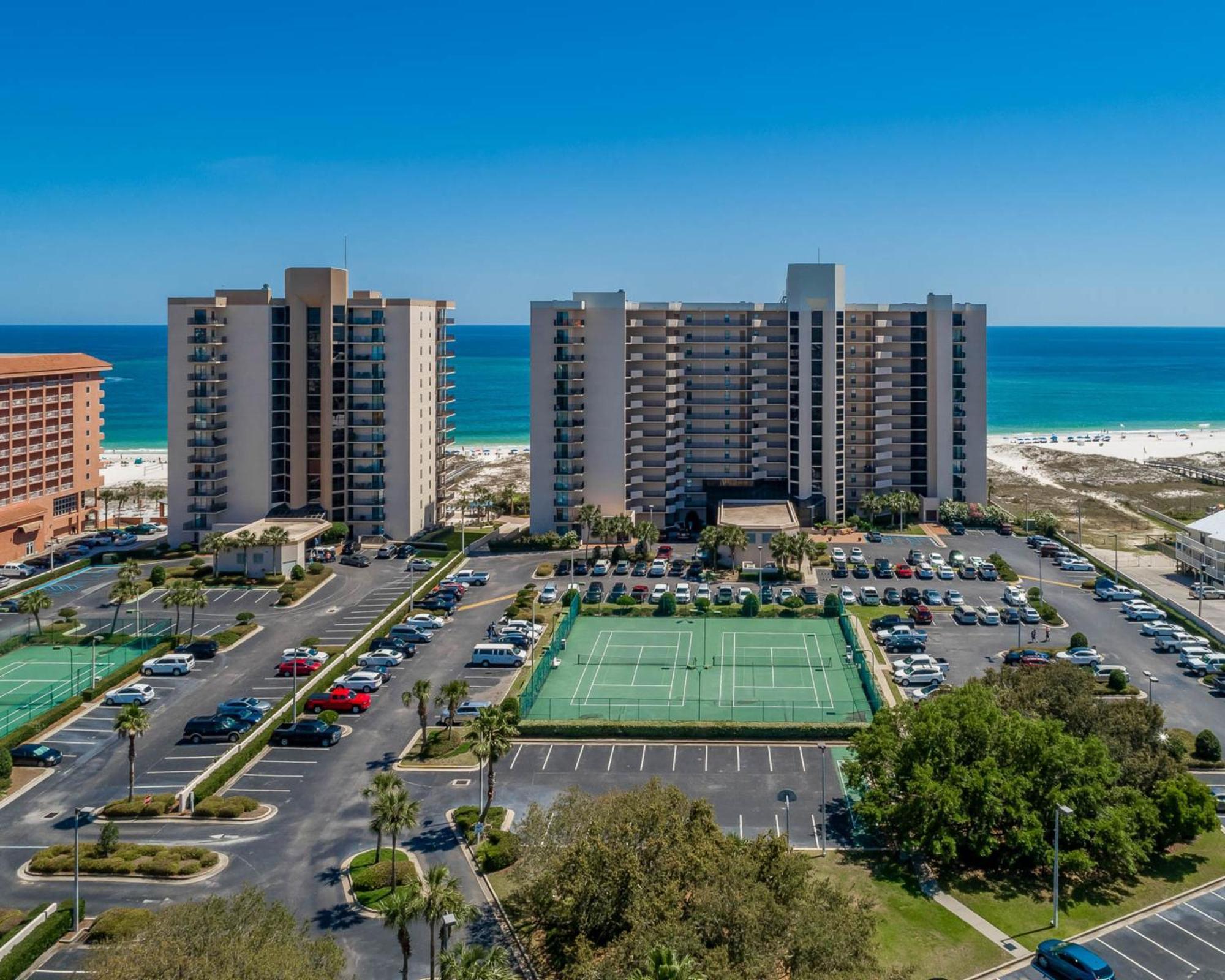 Phoenix East 101 Apartment