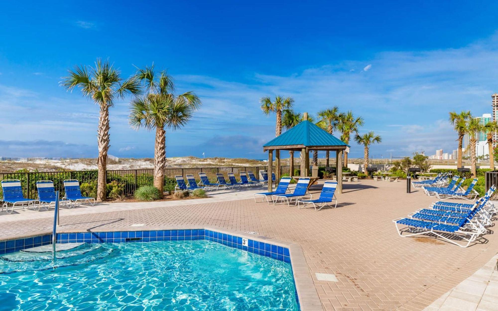 Phoenix East 101 * Orange Beach