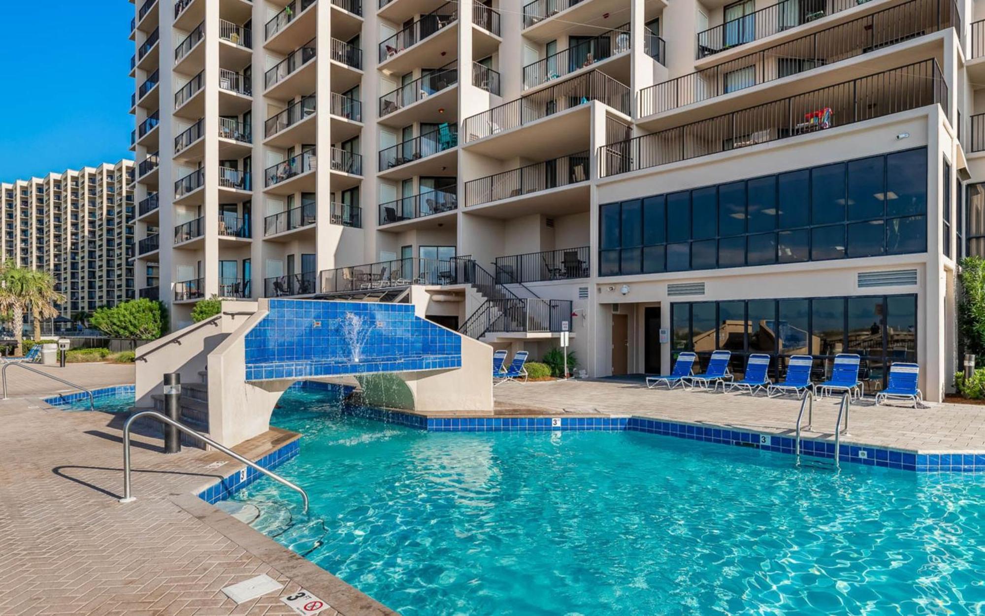 Phoenix East 101 * Orange Beach